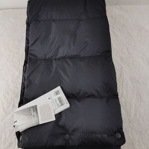 Lululemon Athletica Black Puffer Scarf